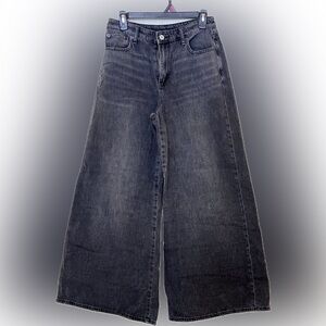 NWOT Black American Eagle Ultra wide leg jeans. Size 4 regular.